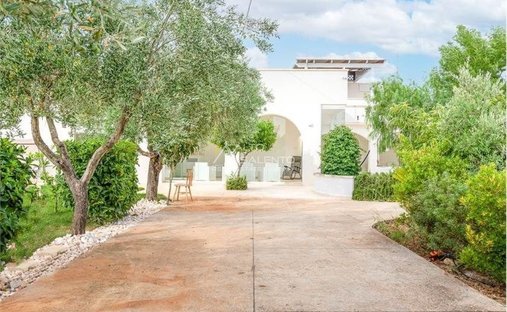 Castle for Sale in Lesa, Italy