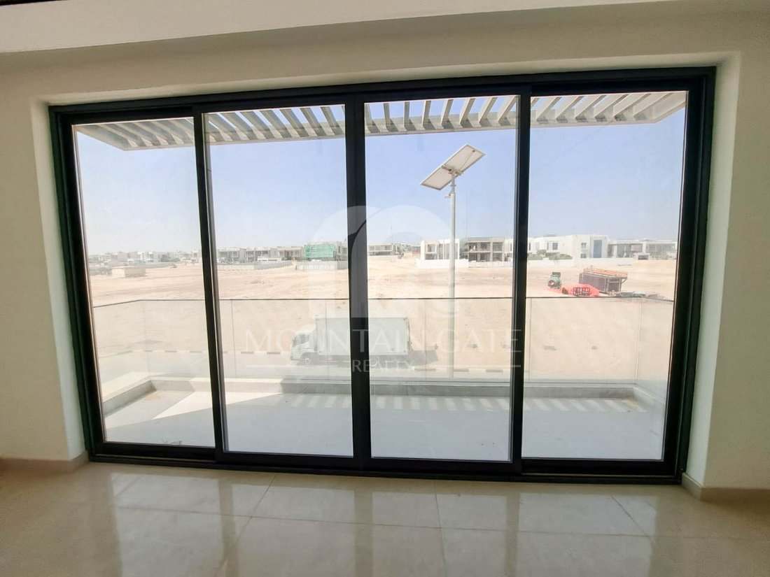 Villa in United Arab Emirates 4 - 16890960