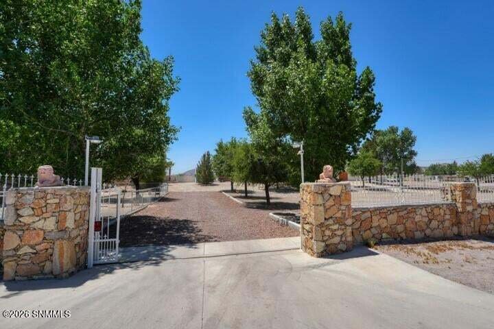 House in Las Cruces, New Mexico, United States 2 - 14232190