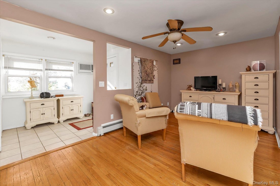 House in Hempstead, New York, United States 2 - 16893655