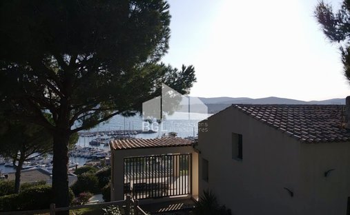 House in Le Lavandou, Provence-Alpes-Côte d'Azur, France 1