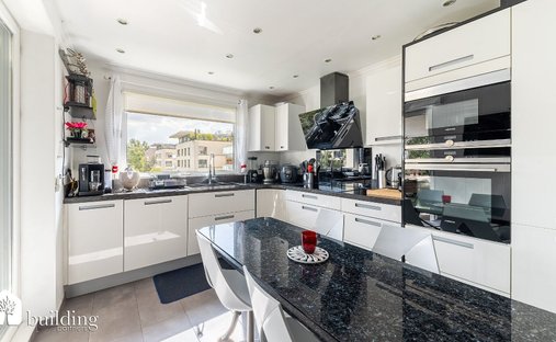 Castle for Sale in Paris, Île-de-France, France