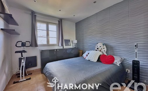 Castle for Sale in Aix-en-Provence, Provence-Alpes-Côte d'Azur, France