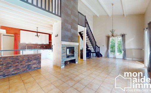 Stunning 19th Century Château Fully Renovated At The Gates Of Bordeaux