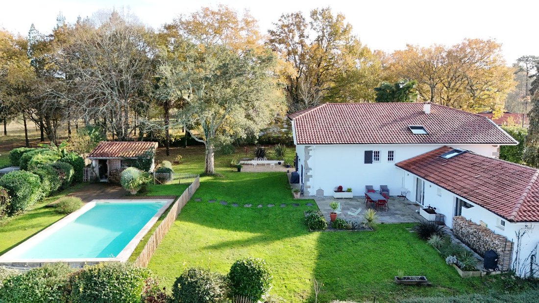 House in Saint-Martin-de-Seignanx, Nouvelle-Aquitaine, France 3 - 16838503