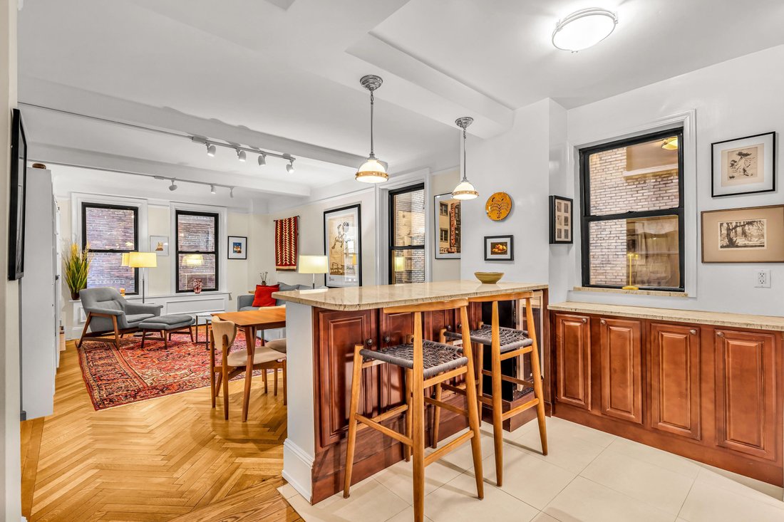 Co Op in New York, New York, United States 1 - 16893889
