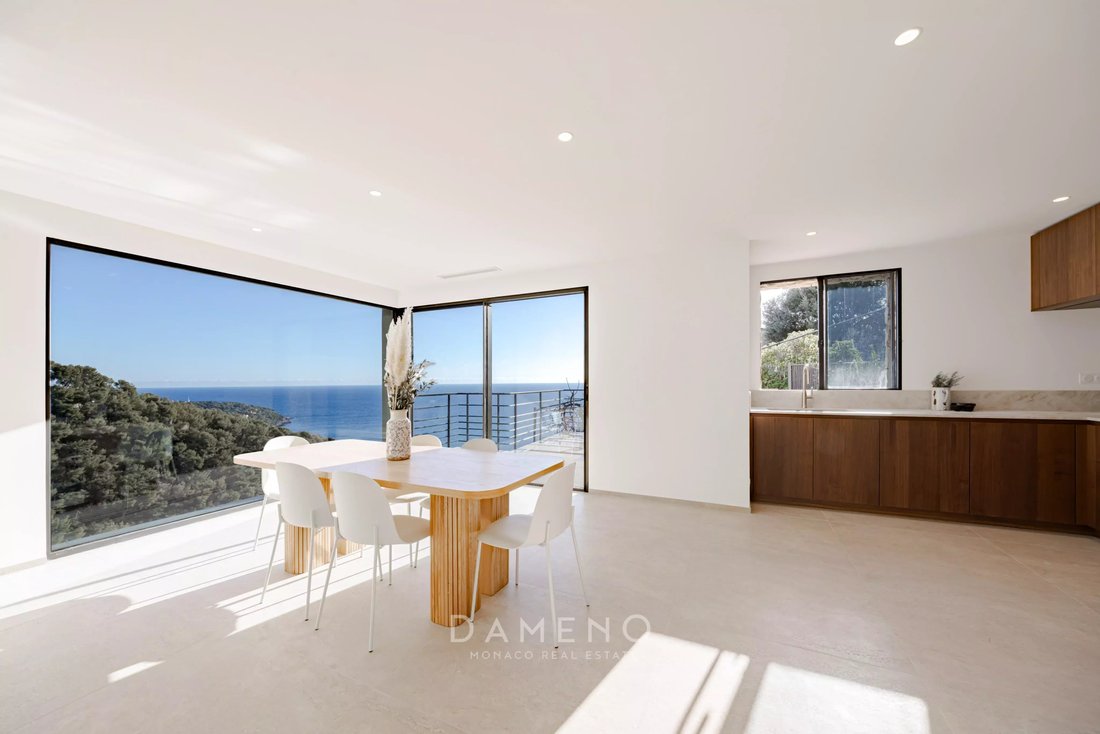 Villa in Village-Cros de Caste-Coupiere-Mont Gros, Roquebrune-Cap-Martin, France 2 - 16890923