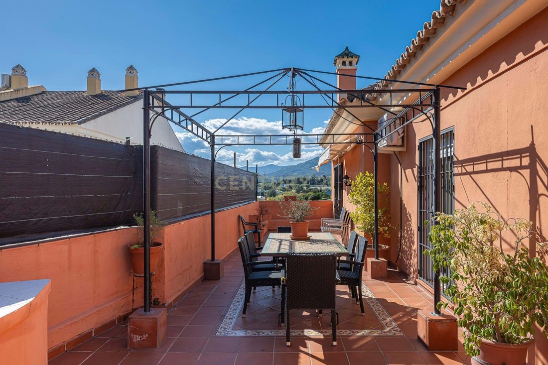 Villa in San Pedro de Alcantara, Andalusia, Spain 4 - 15956748