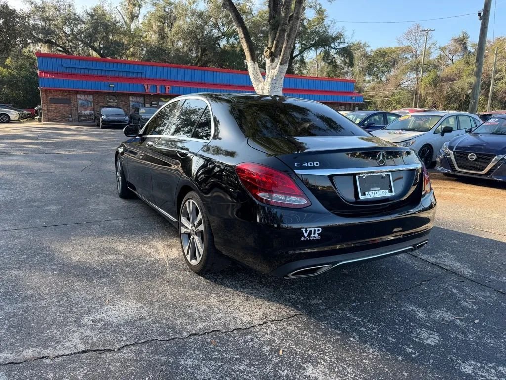 Sedan in Tallahassee, FL, United States 3 - 16867777