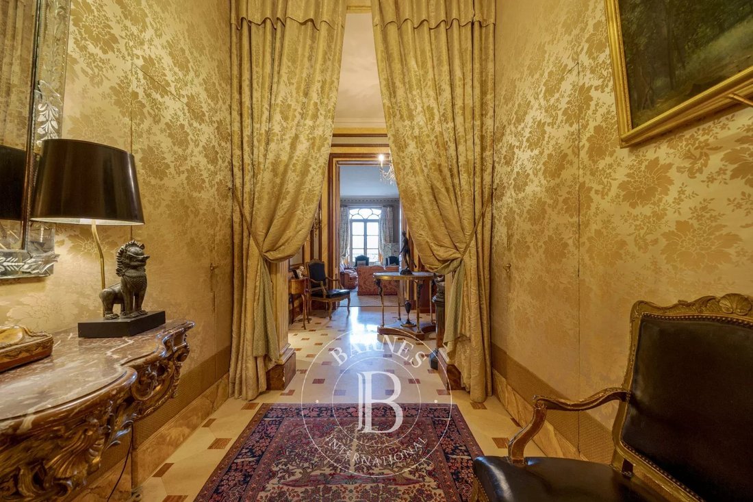 Apartment in Porte Dauphine, Paris 16e Arrondissement, Paris 5 - 16891037