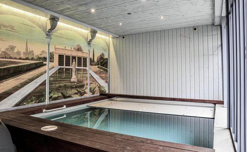 16th C Castle With Outbuildings, Perfectly Renovated