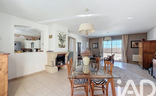 Château Avec Vignoble