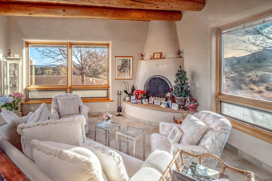House in Ranchos De Taos, New Mexico, United States 4 - 16892686