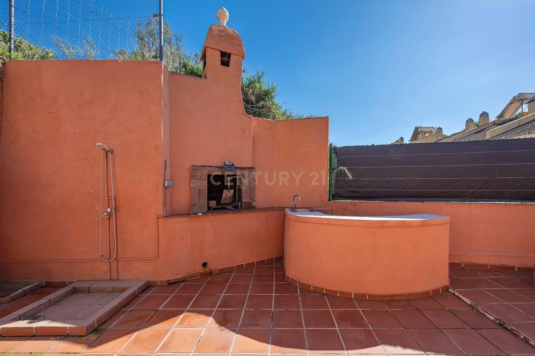 Villa in San Pedro de Alcantara, Andalusia, Spain 5 - 15956748