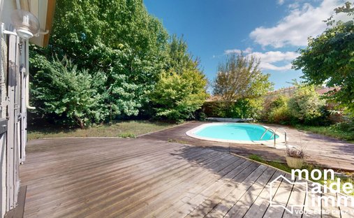 Stunning 19th Century Château Fully Renovated At The Gates Of Bordeaux