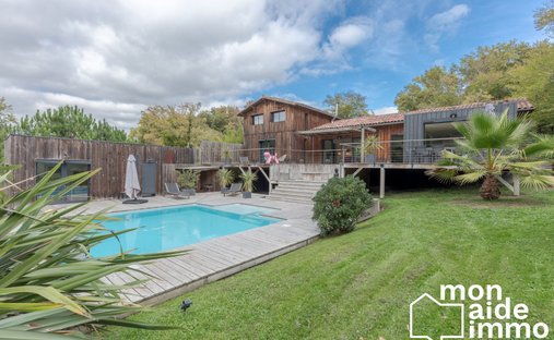 House in Cénac, Nouvelle-Aquitaine, France 1