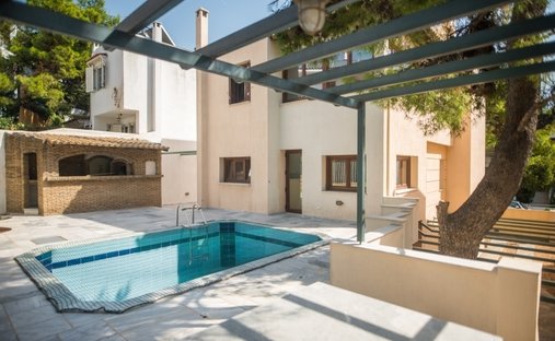Maison en Kephissia, Attique, Grèce 1