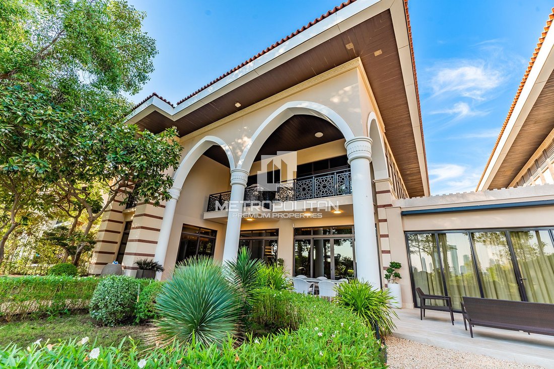 Villa in Palm Jumeirah, Dubai, United Arab Emirates 2 - 16892252