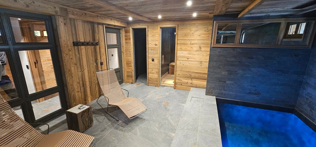 Chalet in Les Allues, Auvergne-Rhône-Alpes, France 4 - 15051396