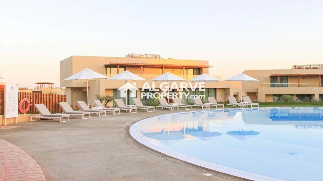 Apartment in Porches, Algarve, Portugal 1 - 16892407