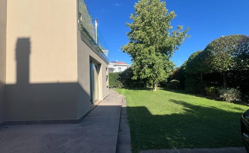 Castle for Sale in Tuscany, Italy