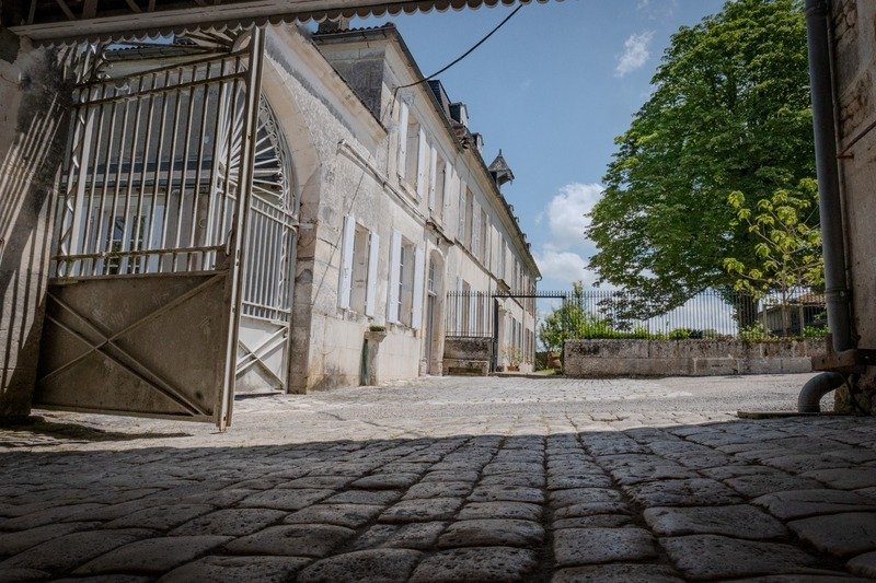 House in Cognac, Nouvelle-Aquitaine, France 5 - 16893770