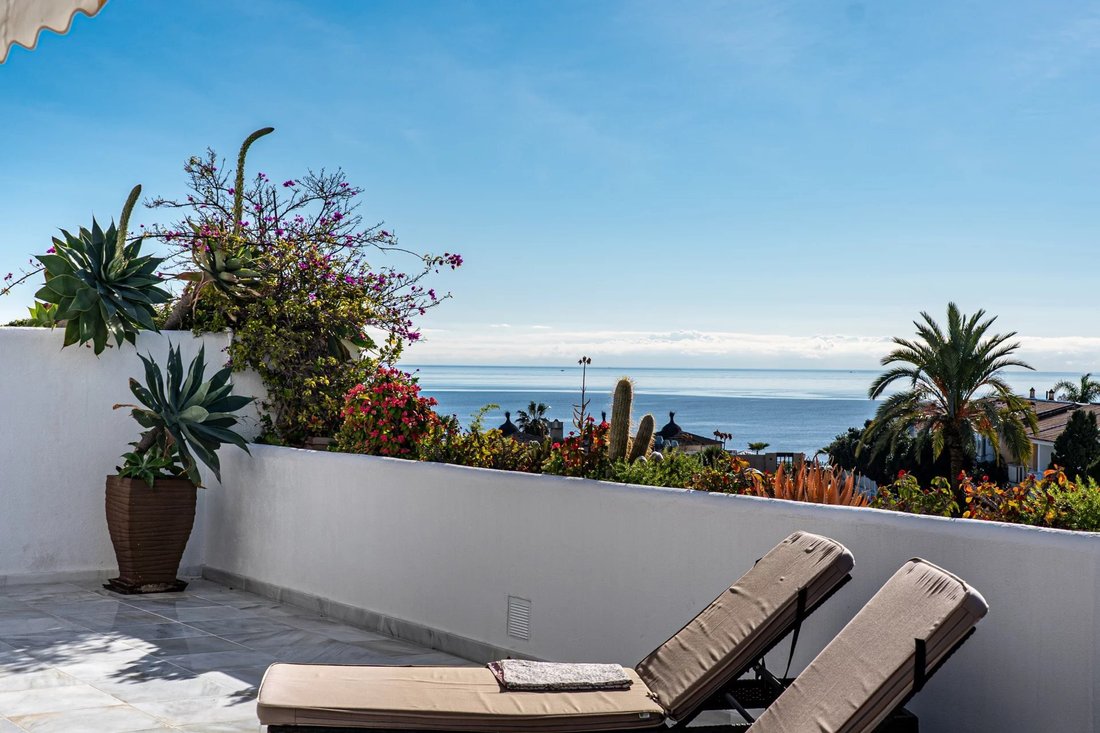 Apartment in San Pedro de Alcantara, Andalusia, Spain 1 - 16890806