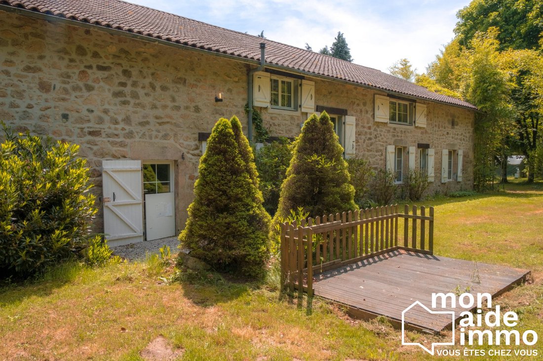 House in Marval, Nouvelle-Aquitaine, France 3 - 15295311