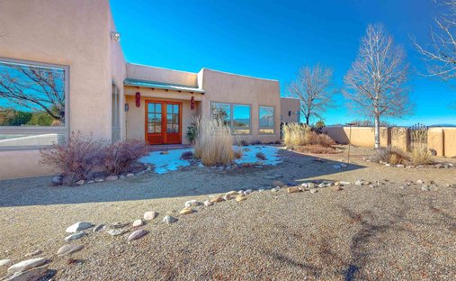 House in Ranchos De Taos, New Mexico, United States 1