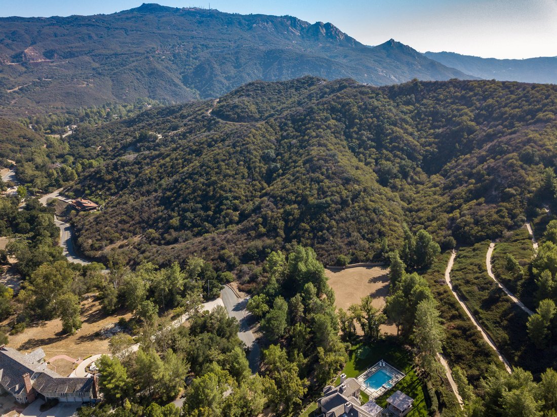 Land in Hidden Hills, California, United States 5 - 16323403