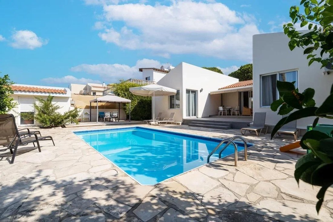 Villa in Peyia, Paphos, Cyprus 1 - 16890718