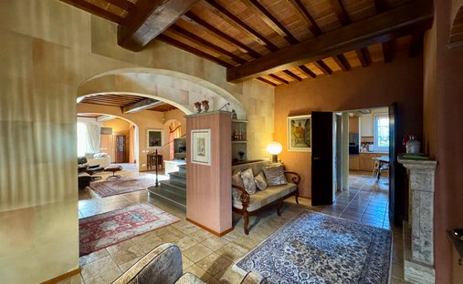 Castle for Sale in Lesa, Italy