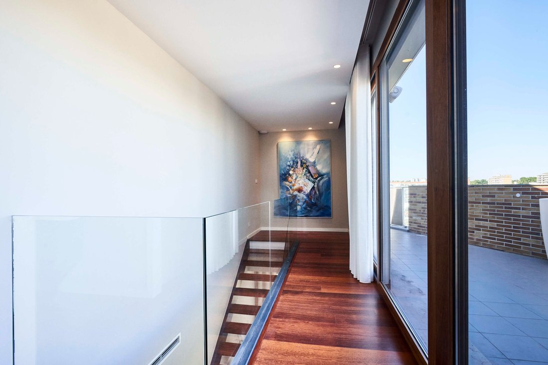 Apartment in Moscavide e Portela, Lisbon, Portugal 3 - 16891763