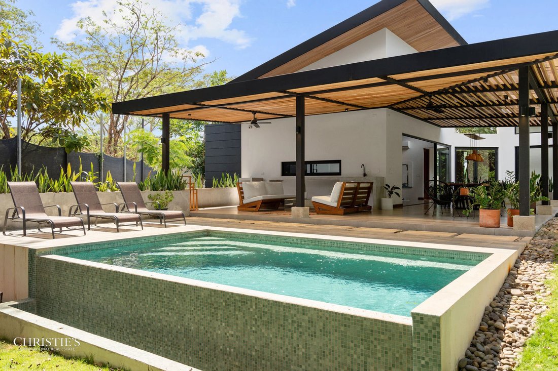 Villa in Playa Grande, Santa Cruz, Costa Rica 1 - 16892253