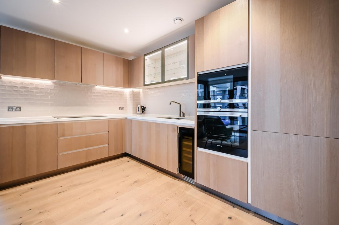 House in Battersea, Wandsworth (Greater London), England 2 - 16891020