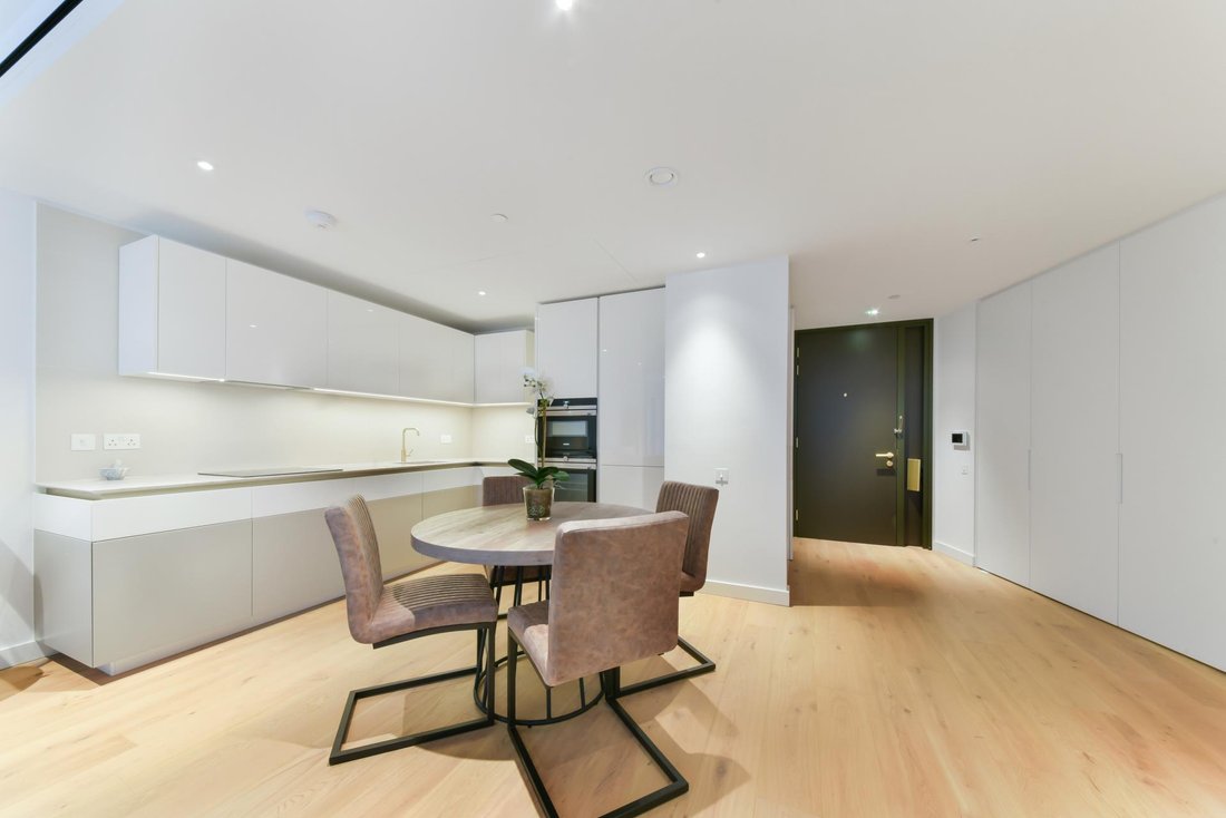 House in Nine Elms, Wandsworth (Greater London), England 5 - 16891043