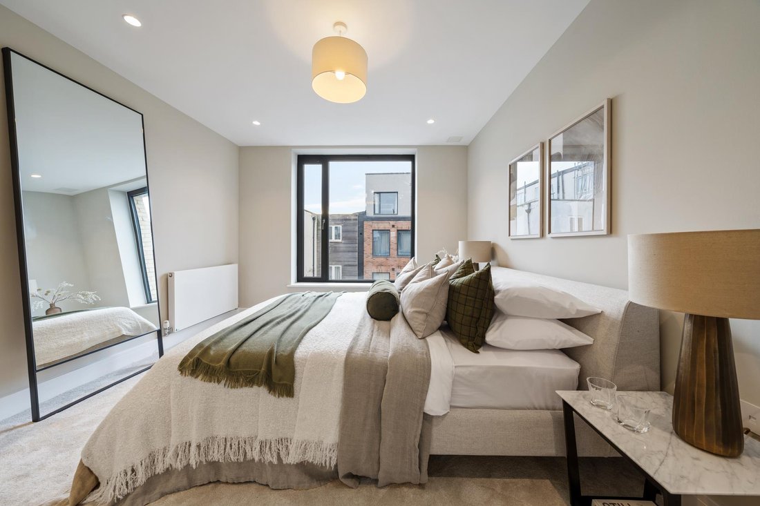 Apartment in West Hampstead, Camden, England 2 - 16891361