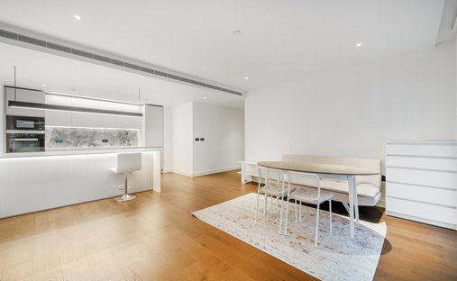 Apartment in White City, Hammersmith and Fulham, England 1