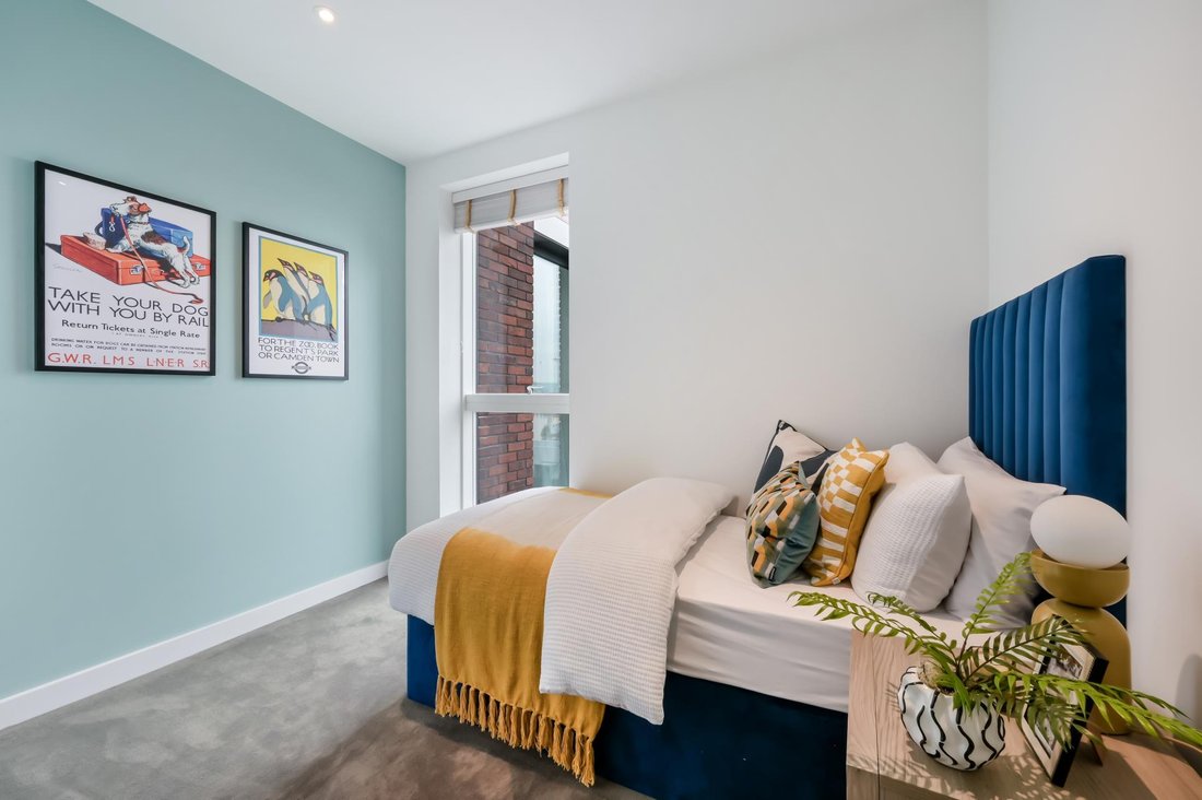 House in Canning Town, Newham, England 5 - 16891091