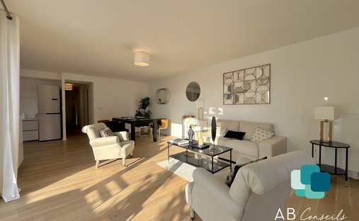 Castle for Sale in Saint-Lô, Normandy, France