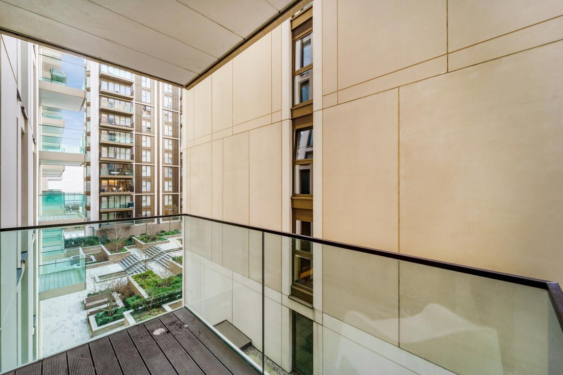 Apartment in White City, Hammersmith and Fulham, England 3 - 16891484