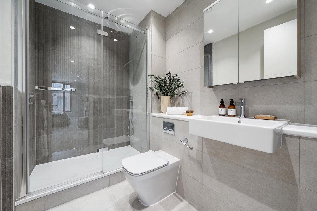 Apartment in West Hampstead, Camden, England 4 - 16891361