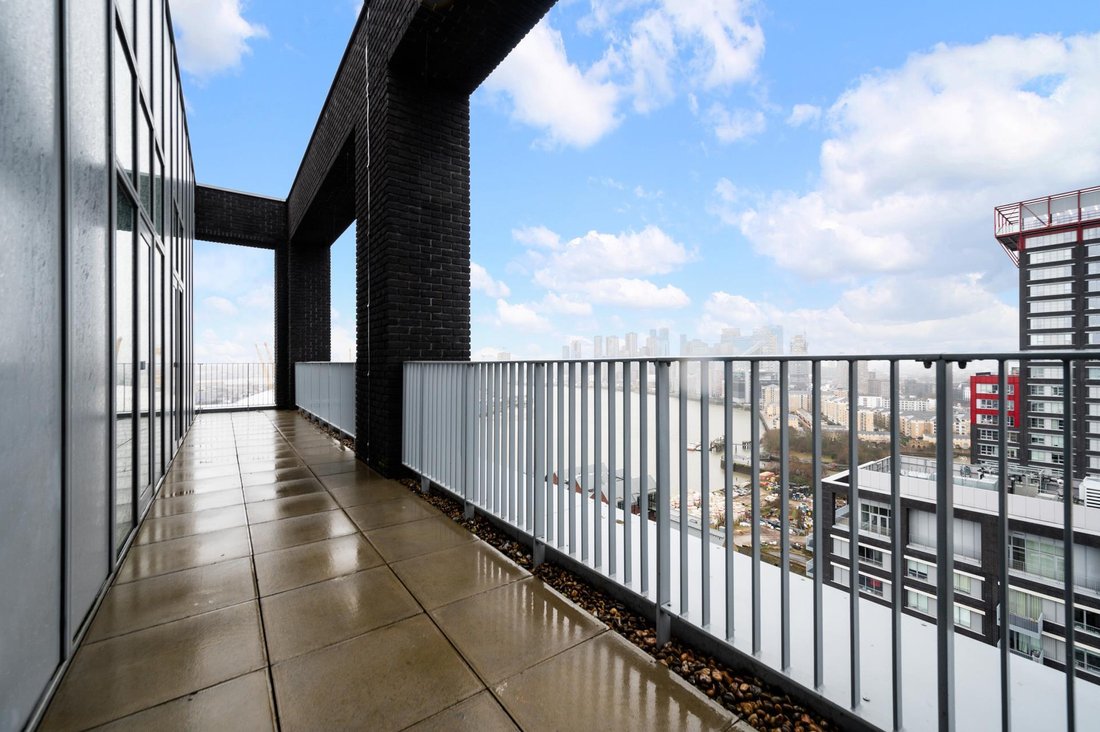 House in Canning Town, Newham, England 4 - 16891463