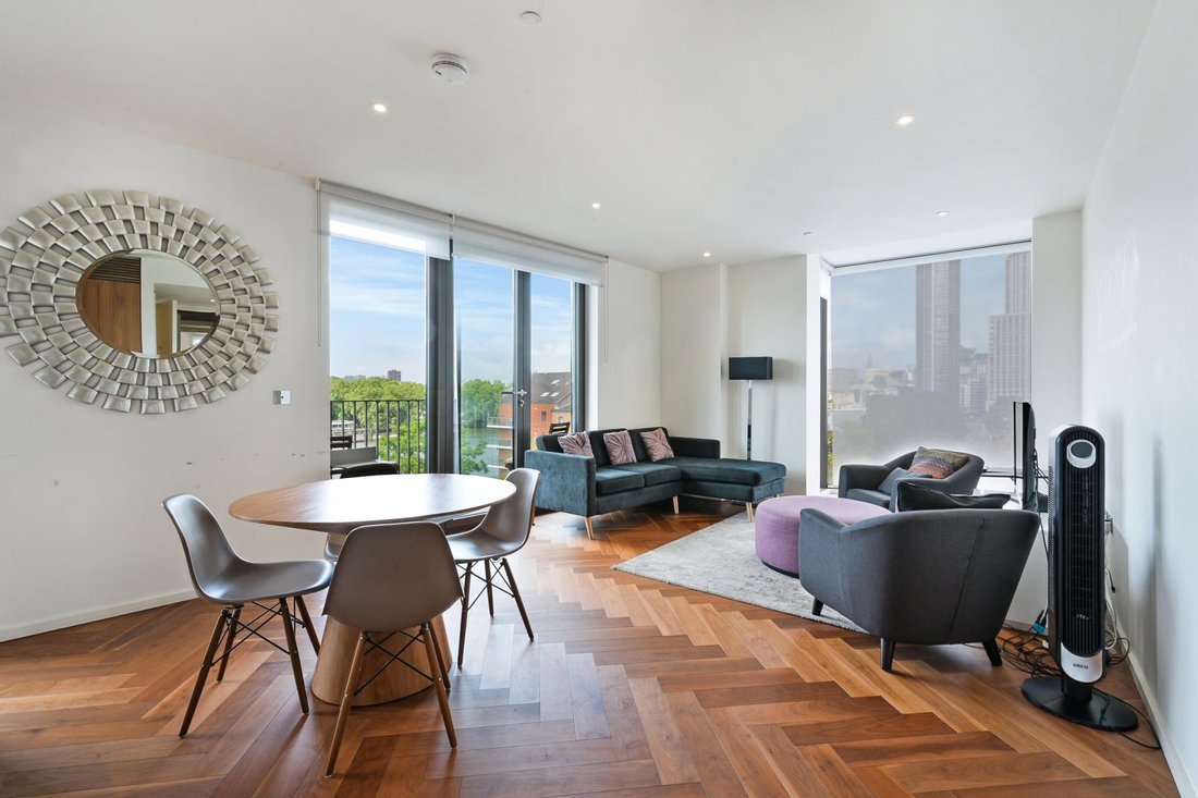 Apartment in New Covent Garden, Wandsworth (Greater London), England 1 - 16890997