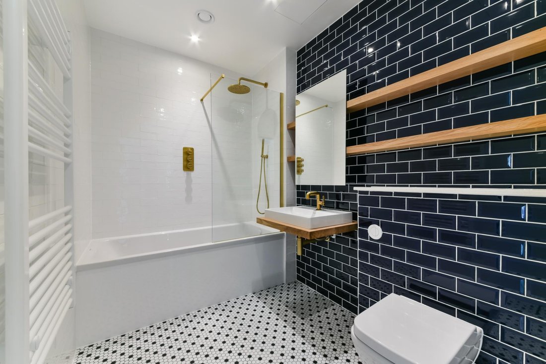 Apartment in Canning Town, Newham, England 5 - 16891111