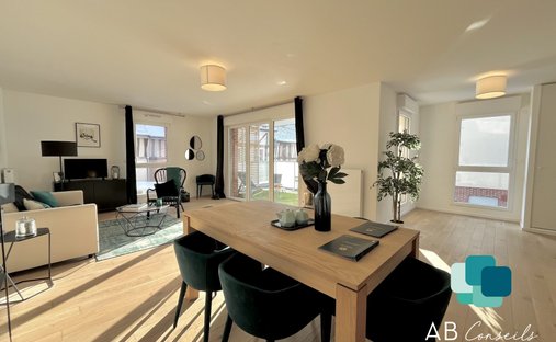 Castle for Sale in Saint-Lô, Normandy, France