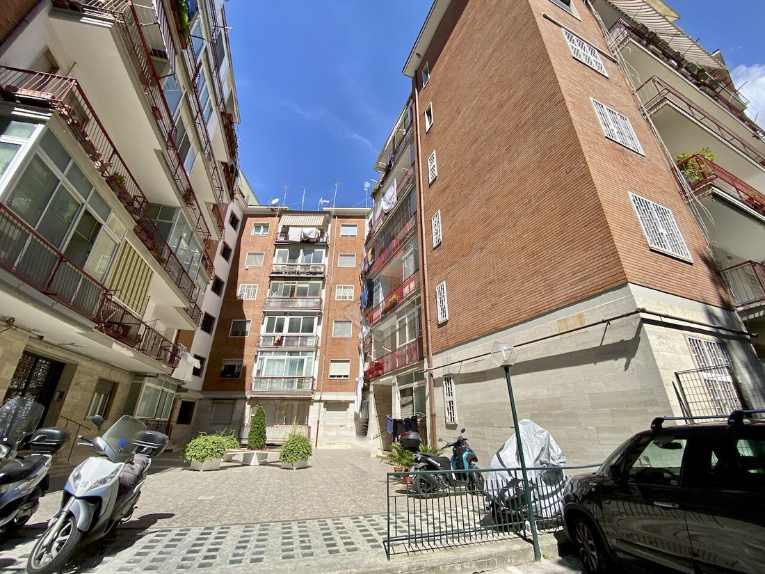 Apartment in Vomero, Naples, Campania 3 - 16894280