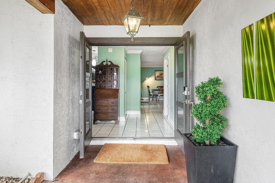 House in Palm Beach Gardens, Florida, United States 3 - 16826928