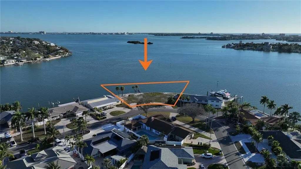 Land in St. Petersburg, Florida, United States 1 - 16894115