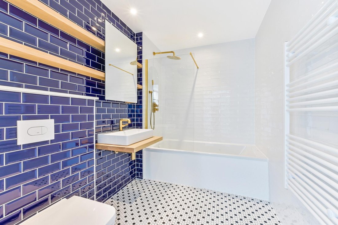 Apartment in Canning Town, Newham, England 5 - 16890869